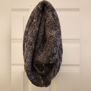 H&M INFINITY CROCHET KNIT INFINITY SCARF BROWN/GRAY BLEND